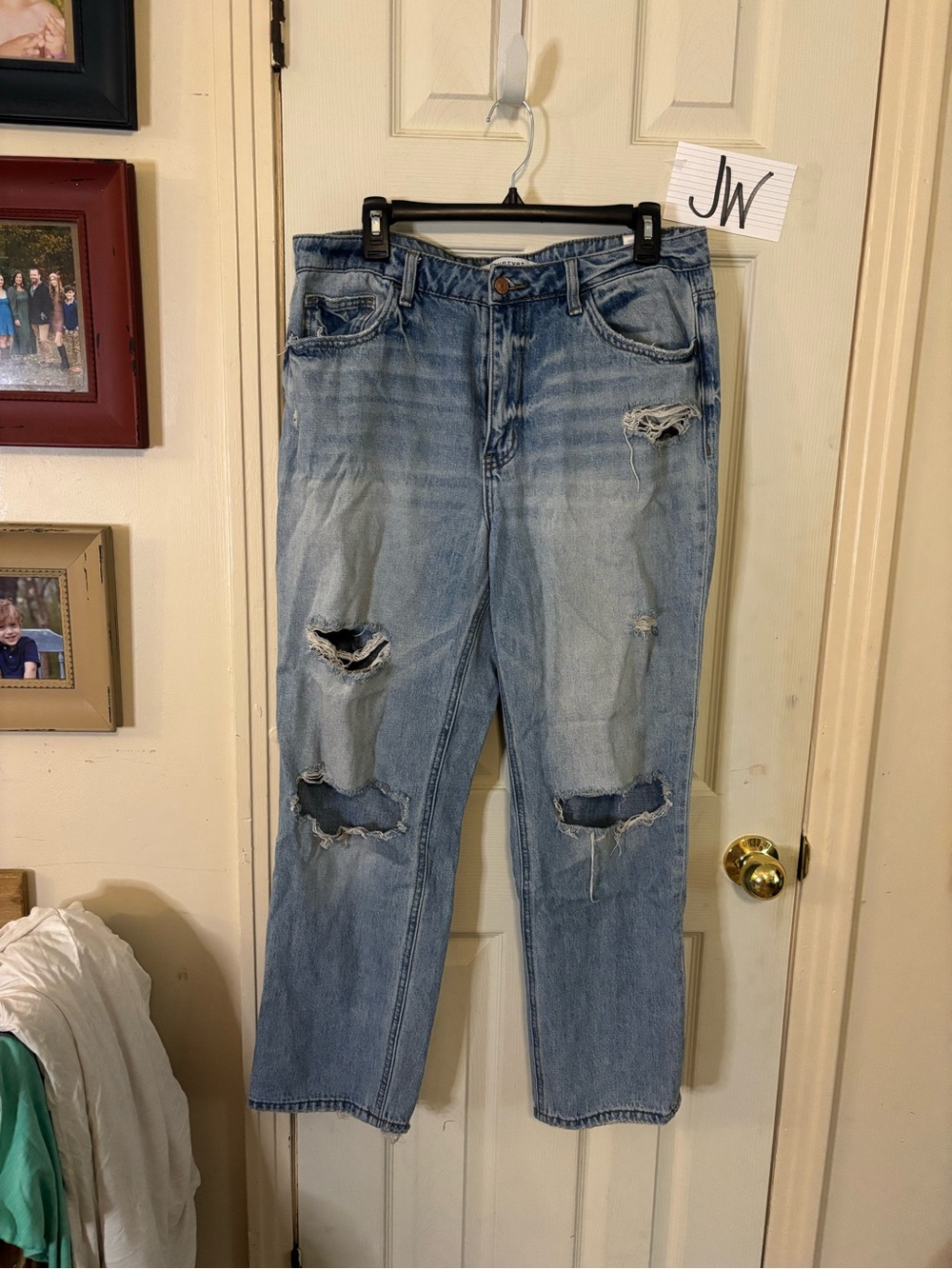 Relaxed Light Blue Distressed Women’s Jeans - Casual Straight Leg